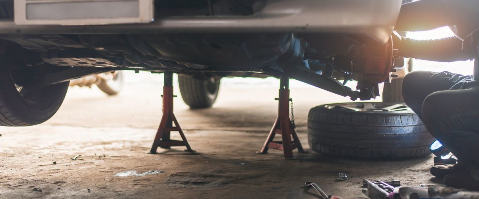 What are signs of suspension problems?