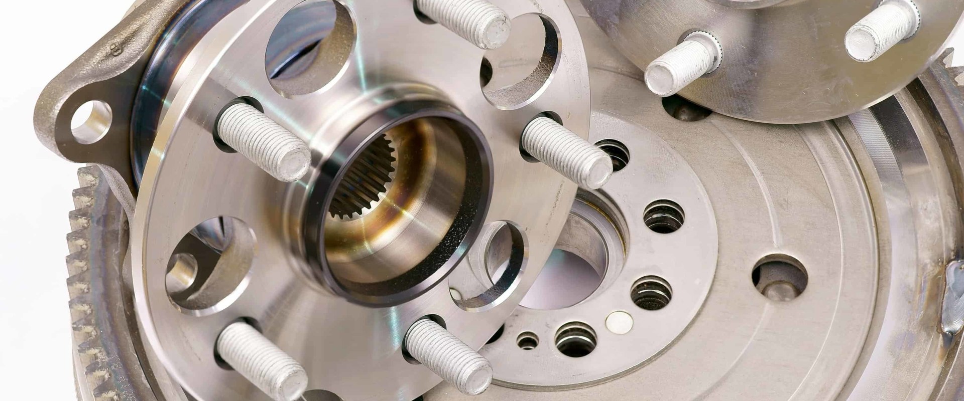 How does a technician check for a loose wheel bearing?